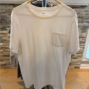 DSG Men's Off-White Short Sleeve Tee